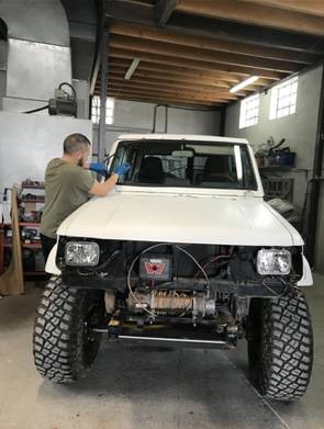 Carrosserie à Meyreuil pour 4x4 et véhicules tout-terrain : réparation, peinture et remise à neuf complète