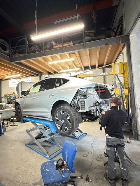 Carrosserie à Meyreuil Garage de la Cadenière : votre spécialiste en réparation automobile